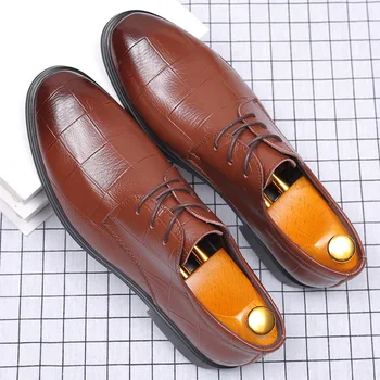  Новост 2021 г.; обувки-Oxfords; Модерен мъжки кожени обувки с перфорации тип 